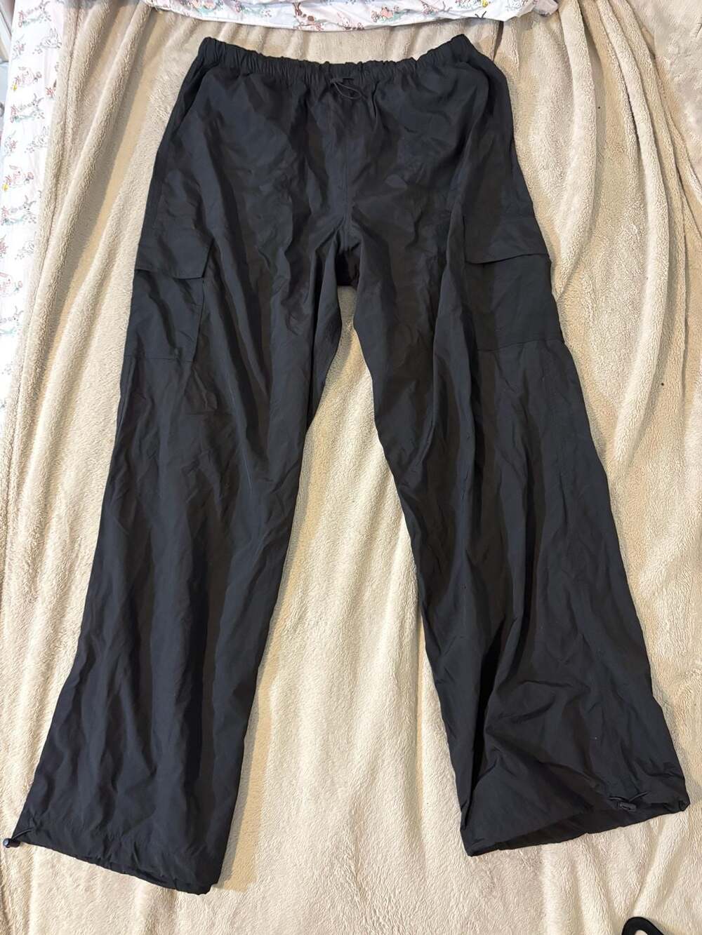 PINK Victoria's Secret Cargo Pants Size L Black Nylon Utility Parachute